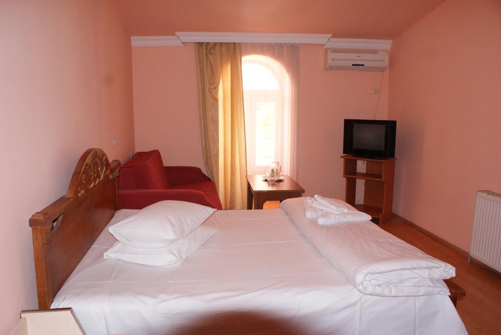 Marani Hotel Batumi Habitación foto